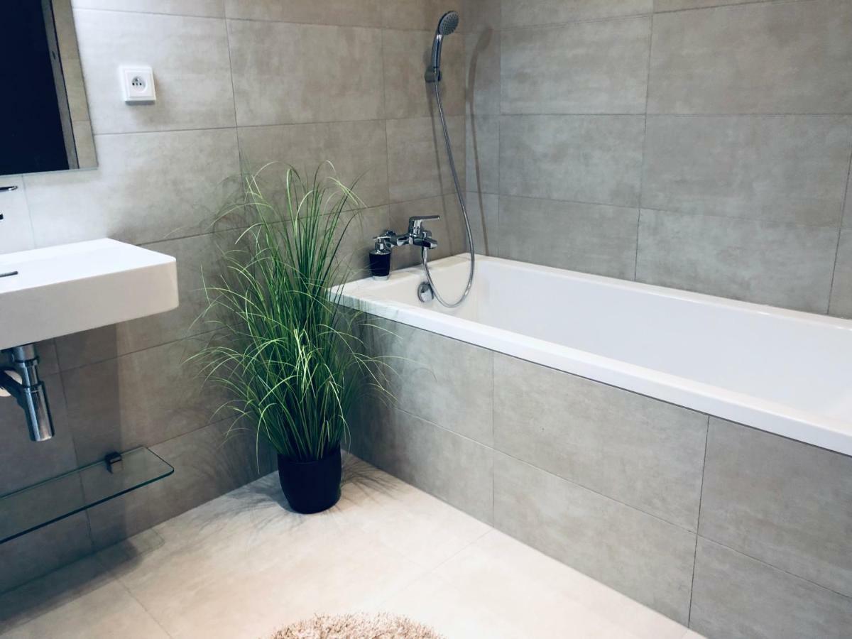 7Th Heaven Apartments Брно Екстер'єр фото